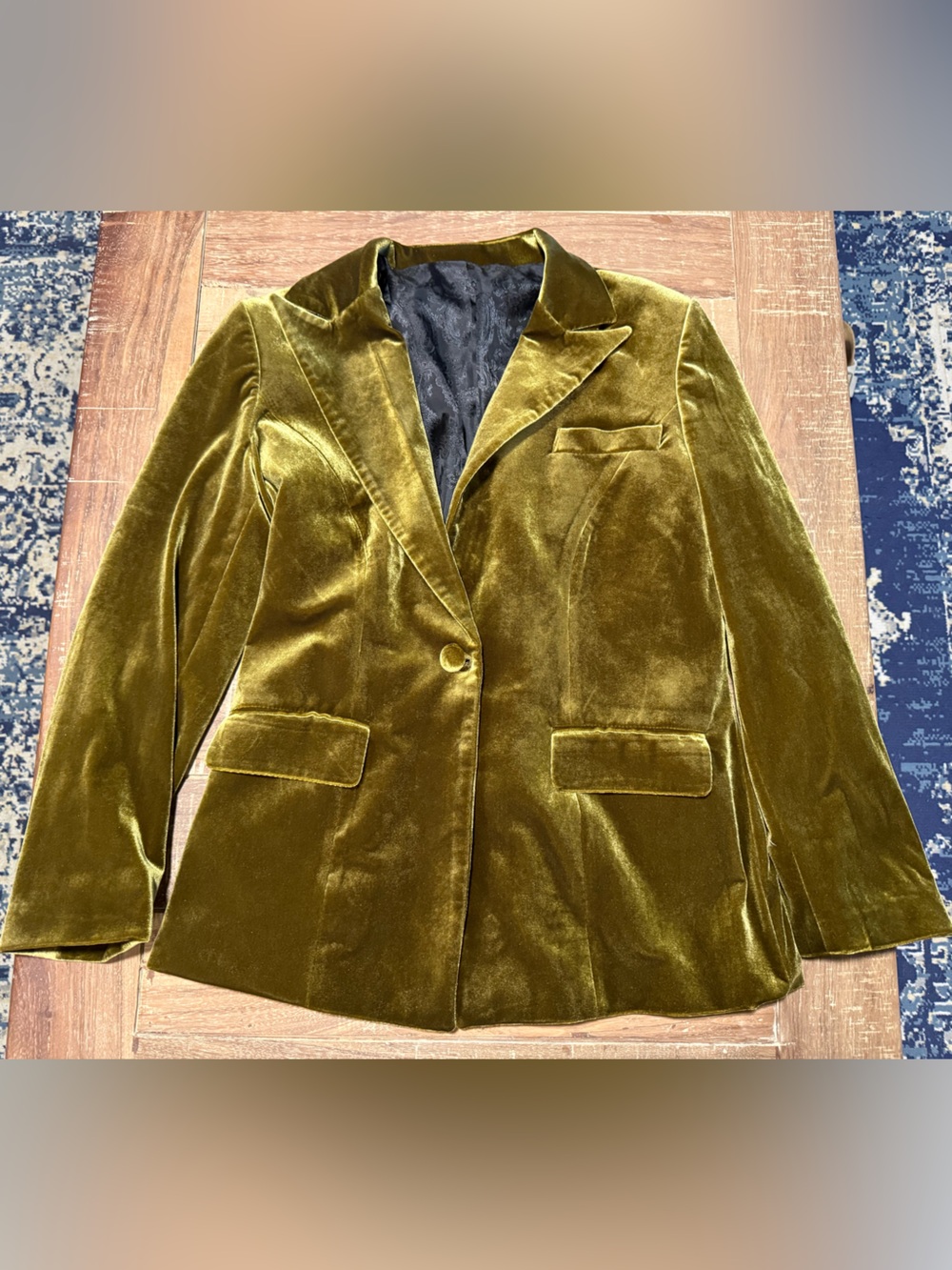 Source Unknown Olive Velvet Blazer - Women's Single-Button Jacket
